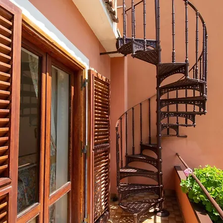Palazzo Moresco Santa Marinella Exterior foto
