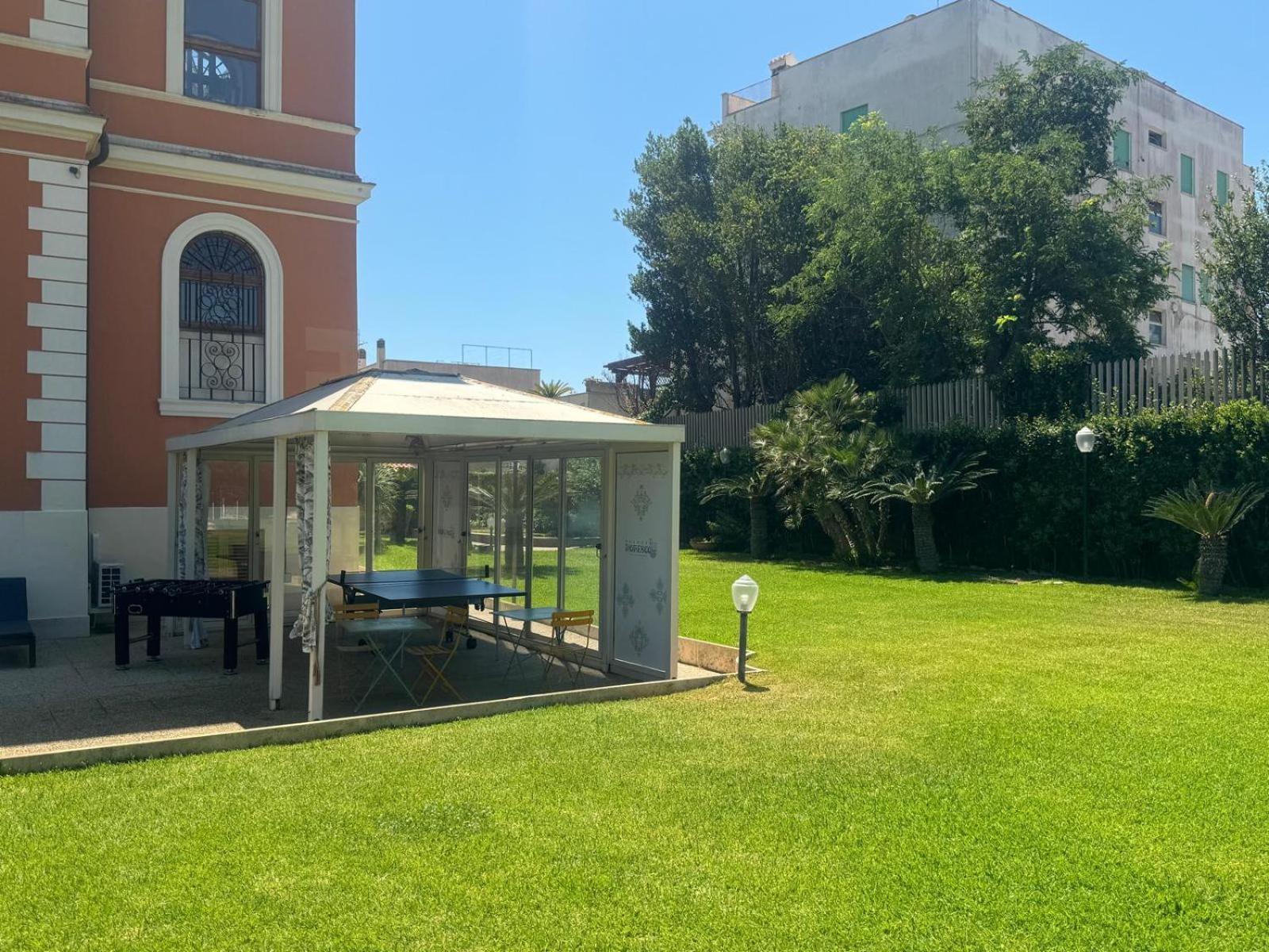 Palazzo Moresco Guest house *